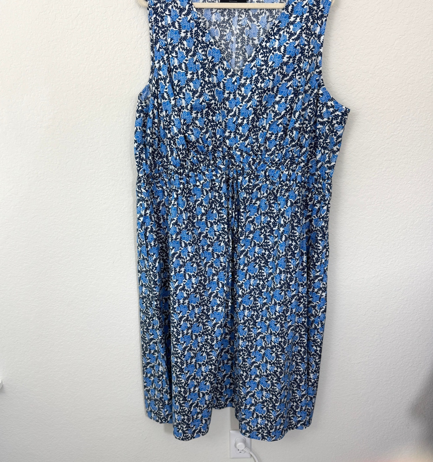 Lane Bryant Womens V Neck Elastic Waist Dress Size 24 Cotton Floral Summer Blue